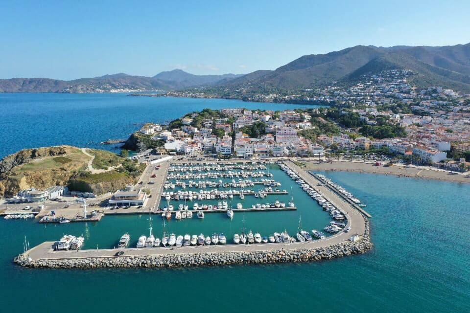 Port De Llanca , La Miranda Apartment Exterior photo